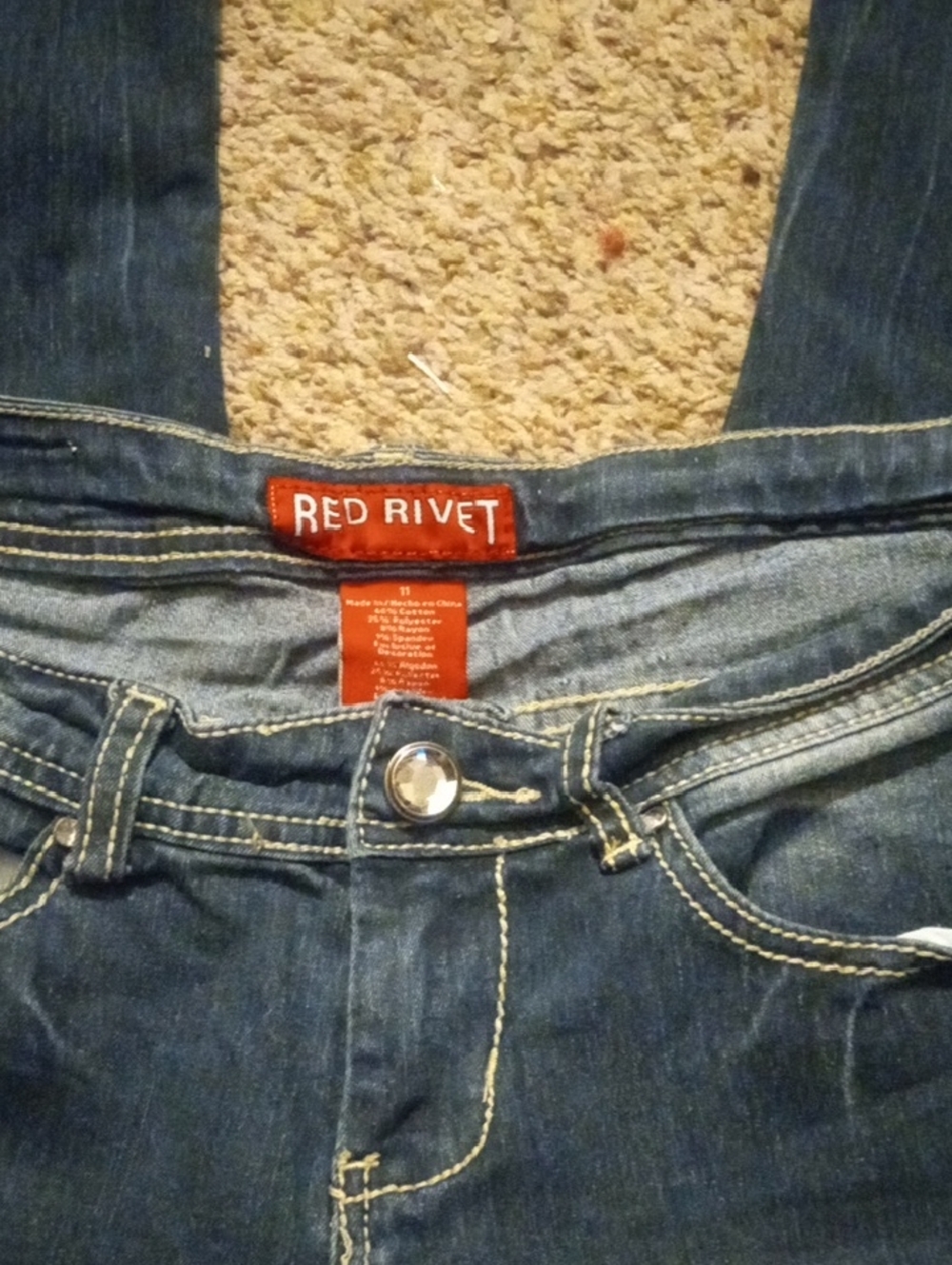 Red Rivet Women's Dark Blue Straight Leg Jean Capris